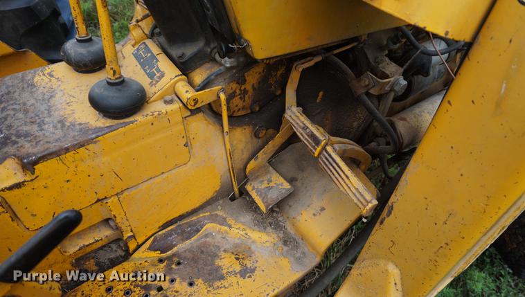 image for item ES9925 John Deere 302 industrial tractor