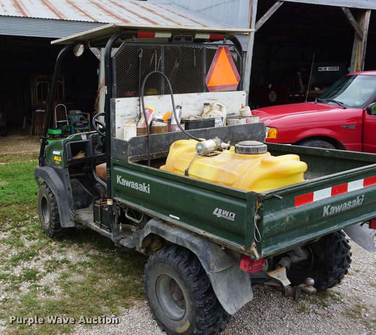 image for item ES9926 2005 Kawasaki Mule 3010 utility vehicle