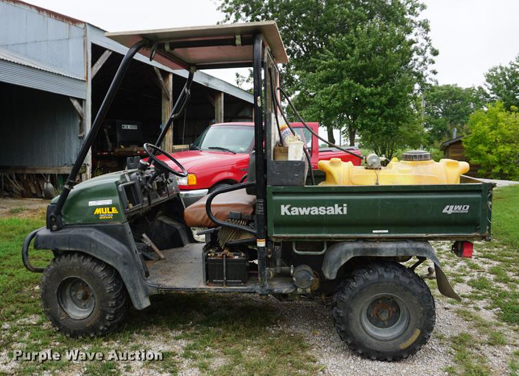 image for item ES9926 2005 Kawasaki Mule 3010 utility vehicle