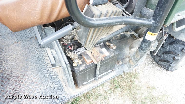 image for item ES9926 2005 Kawasaki Mule 3010 utility vehicle
