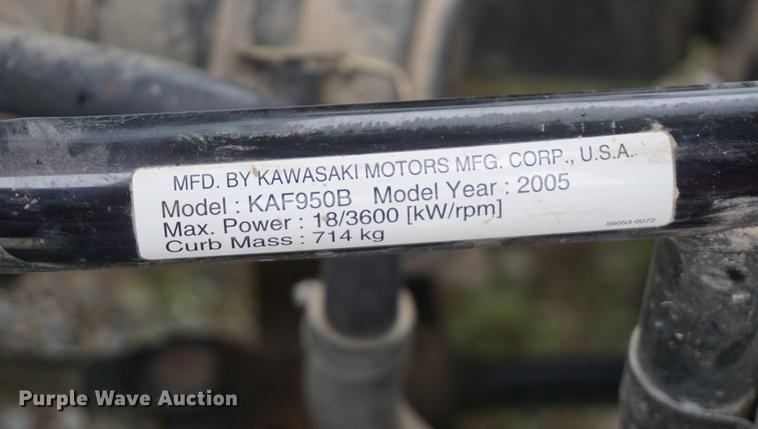 image for item ES9926 2005 Kawasaki Mule 3010 utility vehicle