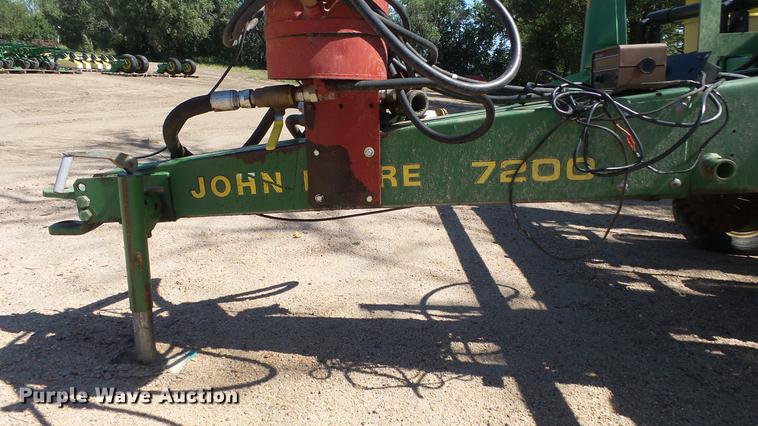 image for item FE9231 John Deere 7200 Max Emerge 2 planter