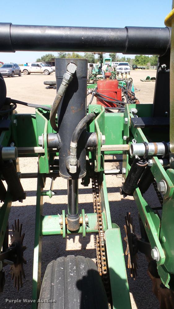 image for item FE9231 John Deere 7200 Max Emerge 2 planter