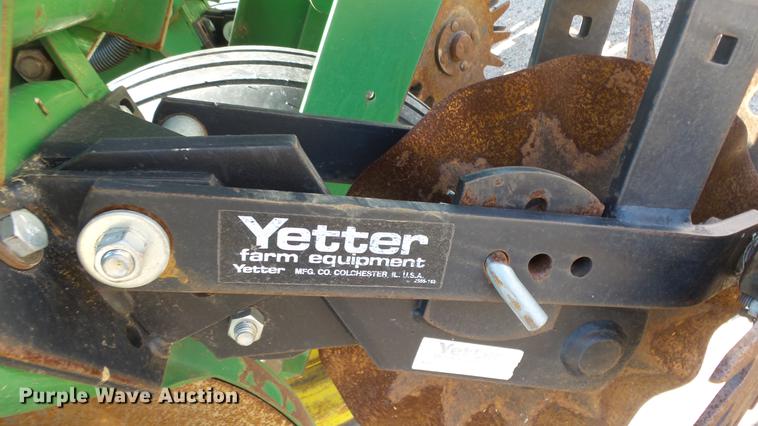 image for item FE9231 John Deere 7200 Max Emerge 2 planter