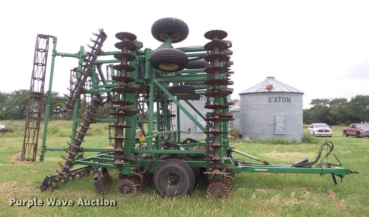 image for item K6254 Great Plains Turbo-Till 4000 Series II vertical tillage