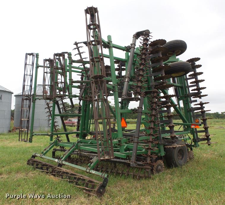 image for item K6254 Great Plains Turbo-Till 4000 Series II vertical tillage