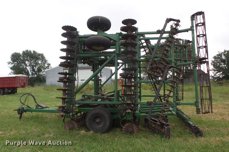 image for item K6254 Great Plains Turbo-Till 4000 Series II vertical tillage