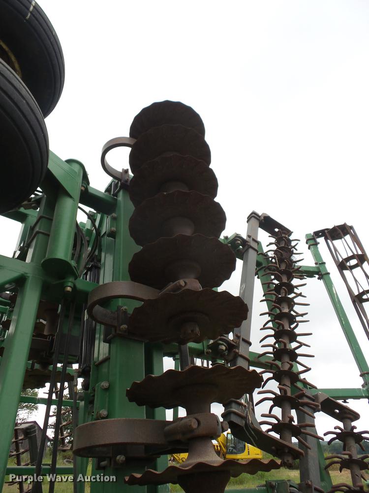 image for item K6254 Great Plains Turbo-Till 4000 Series II vertical tillage