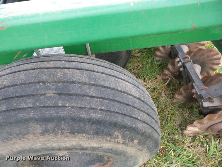 image for item K6254 Great Plains Turbo-Till 4000 Series II vertical tillage