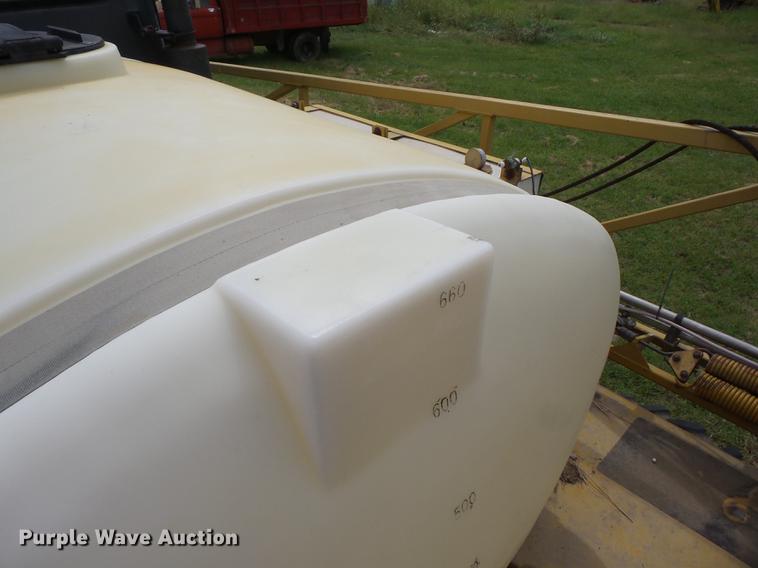 image for item K6255 1994 Ag-Chem RoGator 664 sprayer