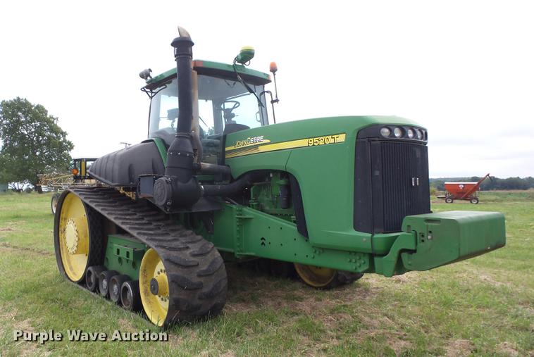 image for item K6256 2002 John Deere 9520T tractor