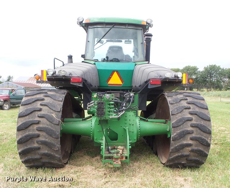 image for item K6256 2002 John Deere 9520T tractor