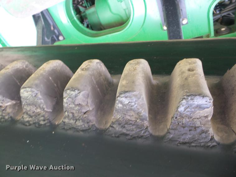 image for item K6256 2002 John Deere 9520T tractor