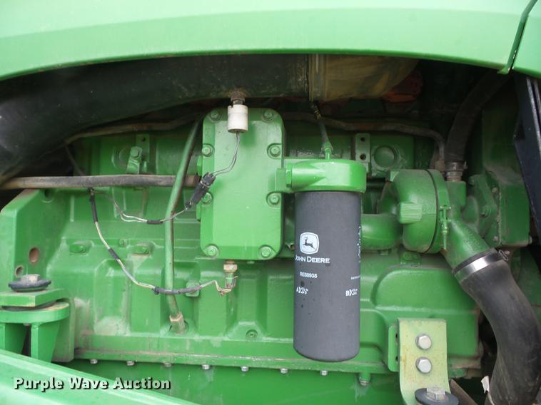 image for item K6256 2002 John Deere 9520T tractor