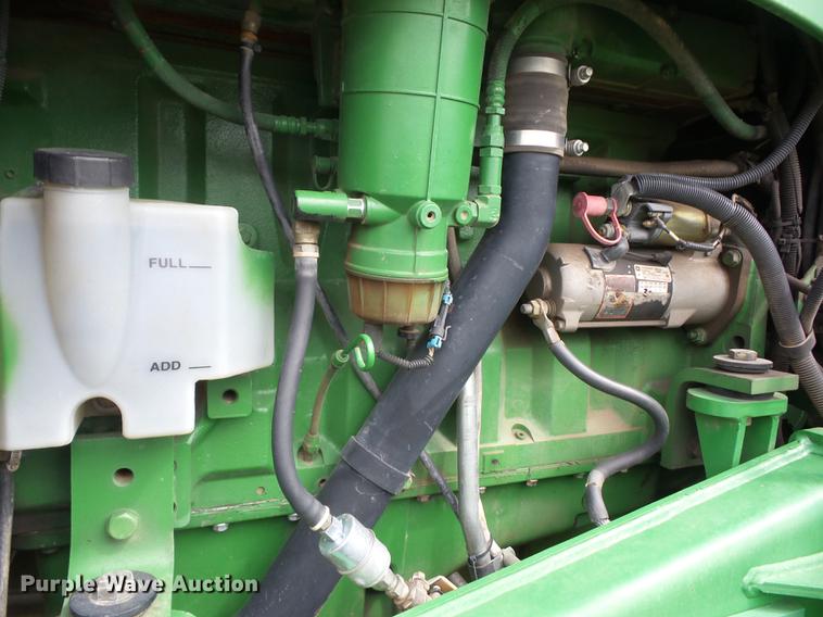 image for item K6256 2002 John Deere 9520T tractor