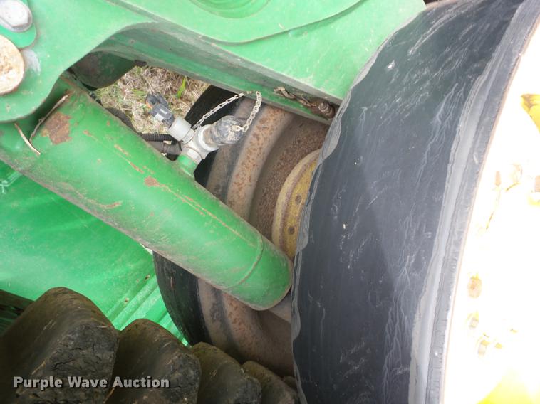 image for item K6256 2002 John Deere 9520T tractor