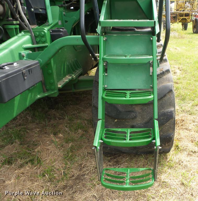 image for item K6256 2002 John Deere 9520T tractor