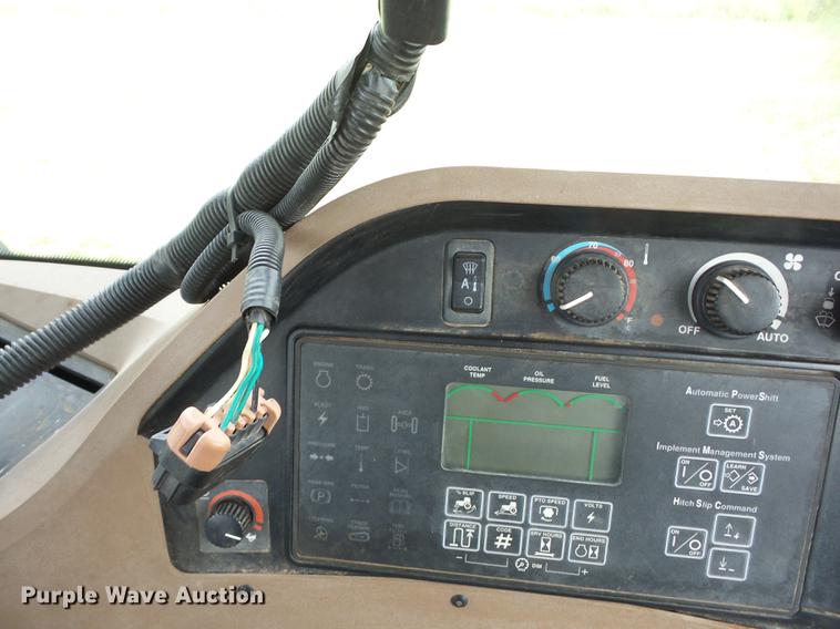 image for item K6256 2002 John Deere 9520T tractor