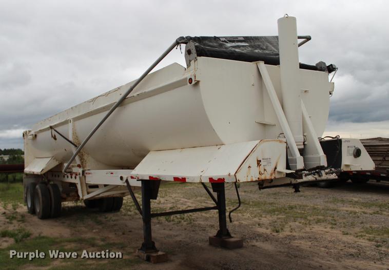 image for item BE9313 2000 Terex Load King end dump trailer