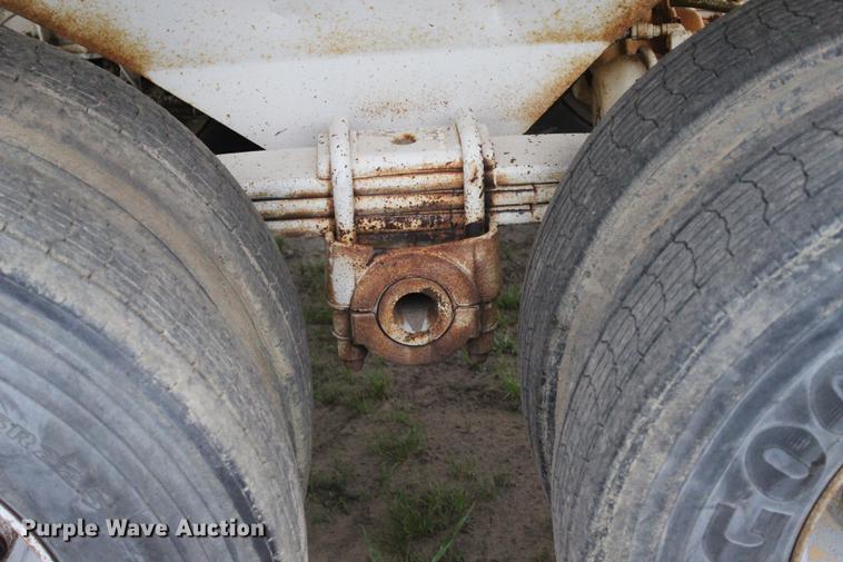 image for item BE9313 2000 Terex Load King end dump trailer