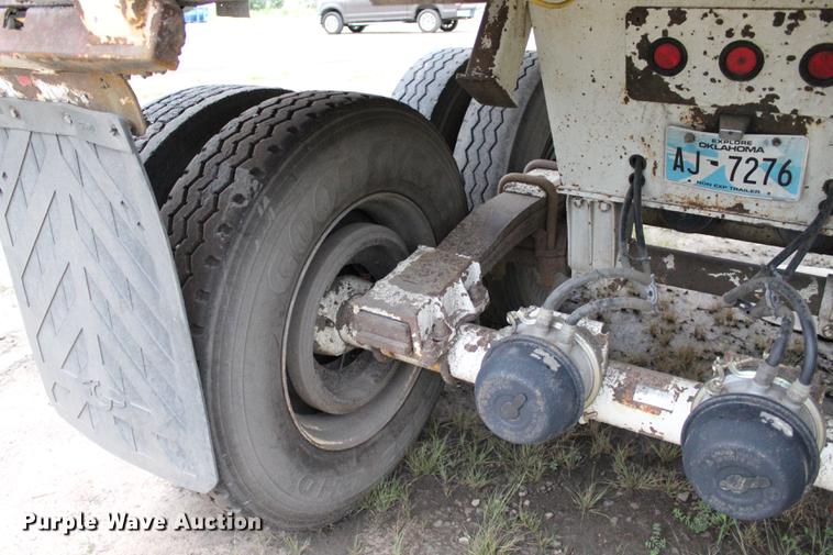 image for item BE9314 2004 CTS end dump trailer