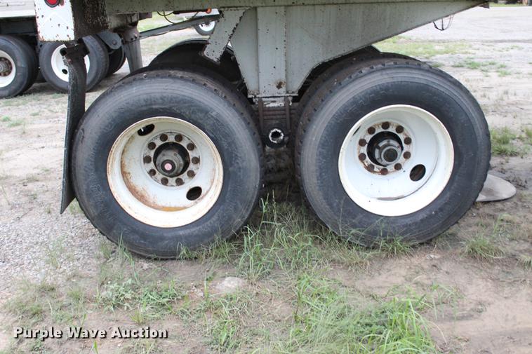 image for item BE9314 2004 CTS end dump trailer