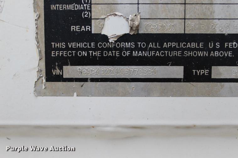 image for item BE9314 2004 CTS end dump trailer