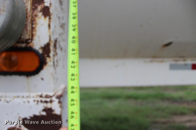 image for item BE9314 2004 CTS end dump trailer