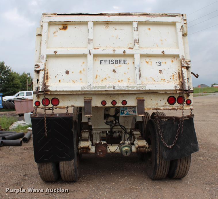 image for item BE9315 1984 Clement H22623BT end dump trailer