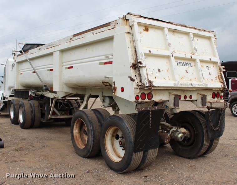 image for item BE9315 1984 Clement H22623BT end dump trailer