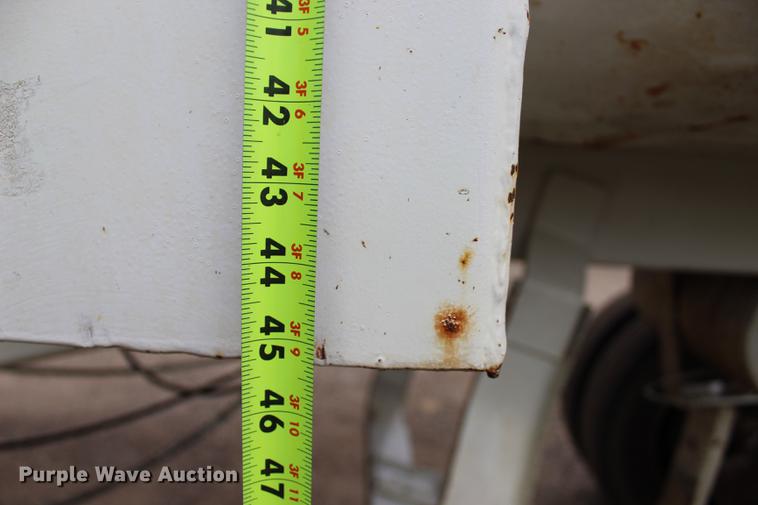 image for item BE9315 1984 Clement H22623BT end dump trailer