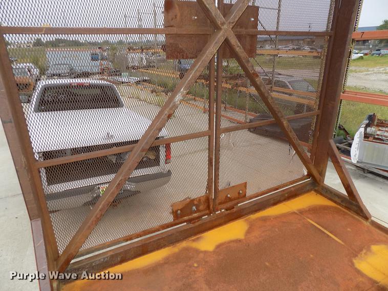 image for item DB8642 1991 Transcraft TDL1401950X102 drop deck equipment trailer