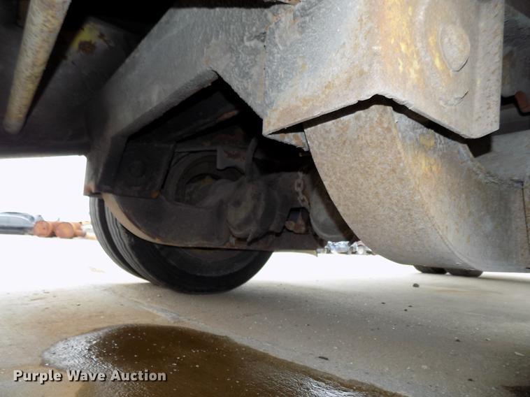 image for item DB8642 1991 Transcraft TDL1401950X102 drop deck equipment trailer