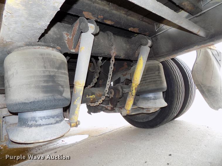 image for item DB8642 1991 Transcraft TDL1401950X102 drop deck equipment trailer