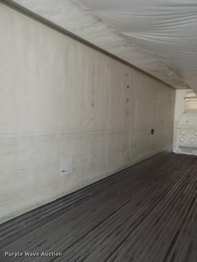 image for item DB8679 2007 Utility 3000R refrigerated van trailer