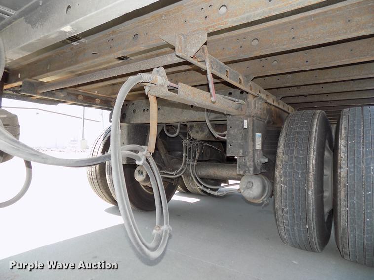 image for item DB8679 2007 Utility 3000R refrigerated van trailer