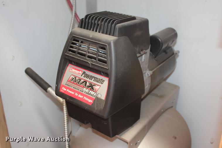 image for item DD5263 1968 American car trailer