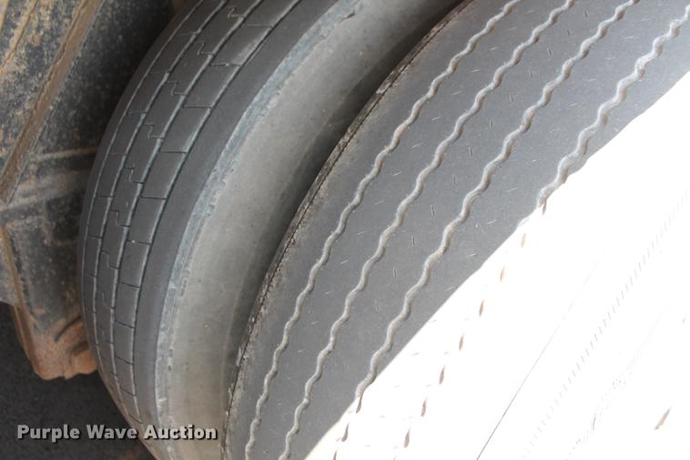 image for item DD5263 1968 American car trailer