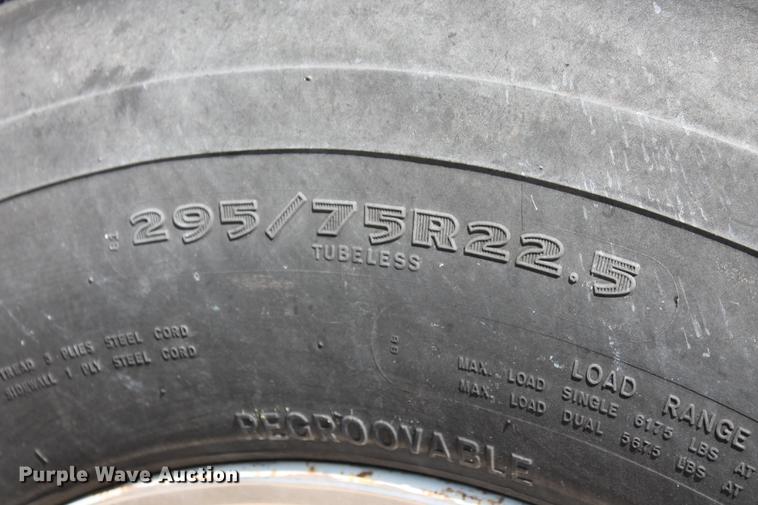 image for item DD5263 1968 American car trailer