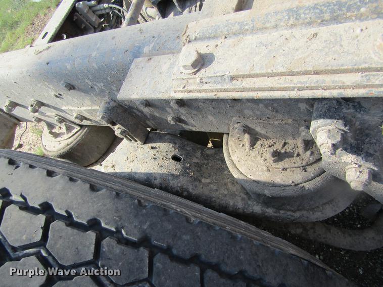 image for item DD5765 1997 Kenworth T600 semi truck