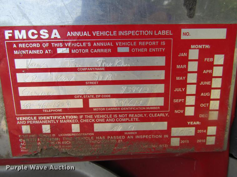 image for item DD5765 1997 Kenworth T600 semi truck