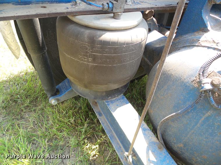 image for item DD5858 2007 Peterbilt 379 semi truck