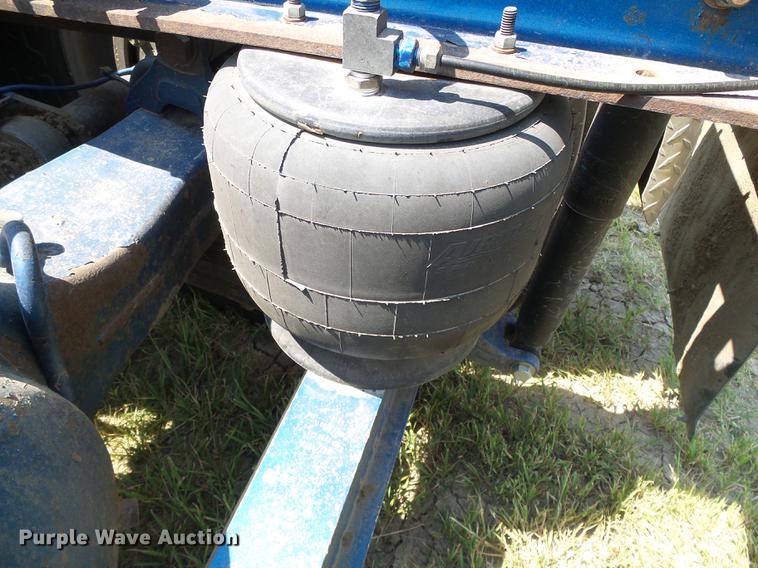 image for item DD5858 2007 Peterbilt 379 semi truck