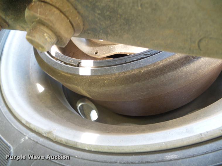 image for item DD5858 2007 Peterbilt 379 semi truck