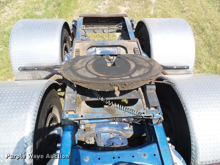 image for item DD5858 2007 Peterbilt 379 semi truck