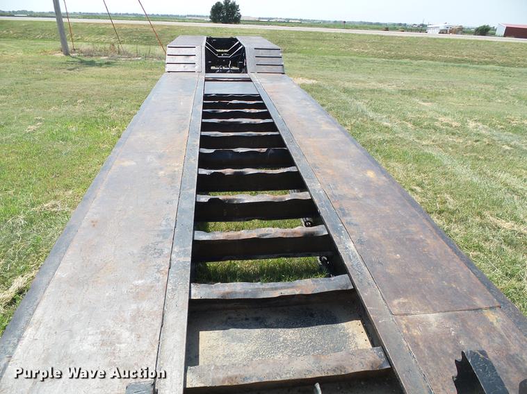 image for item DD5859 2007 Pitts LB55-24D lowboy equipment trailer