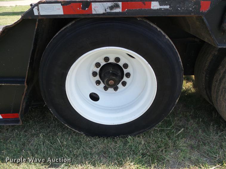 image for item DD5859 2007 Pitts LB55-24D lowboy equipment trailer