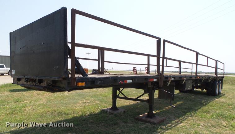 image for item DD5860 1987 Trailmobile flatbed trailer