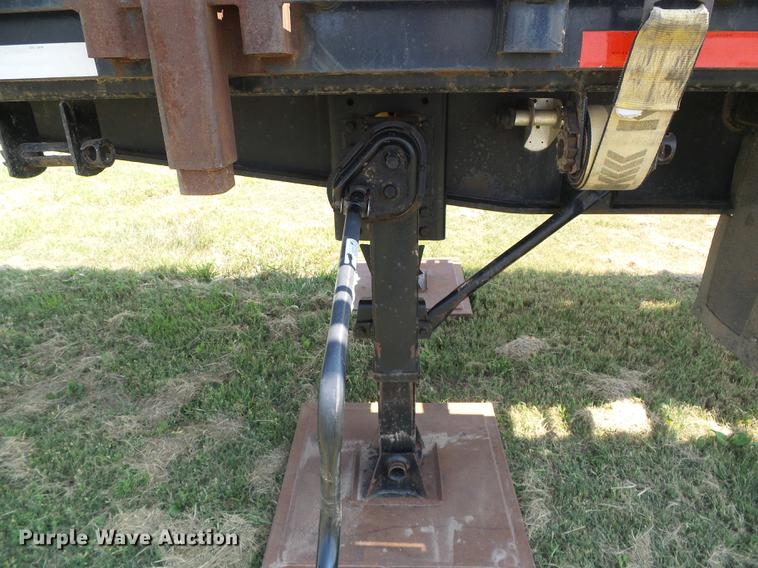 image for item DD5860 1987 Trailmobile flatbed trailer