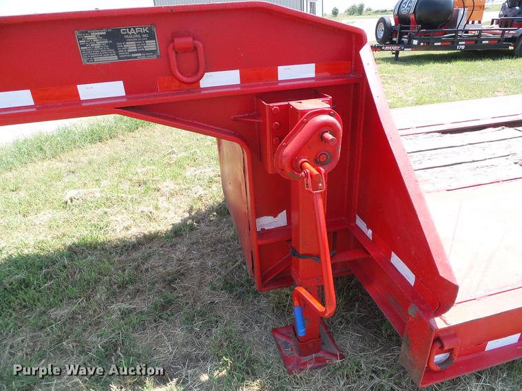image for item DD5861 2001 Clark CDDLR-2001 lowboy equipment trailer